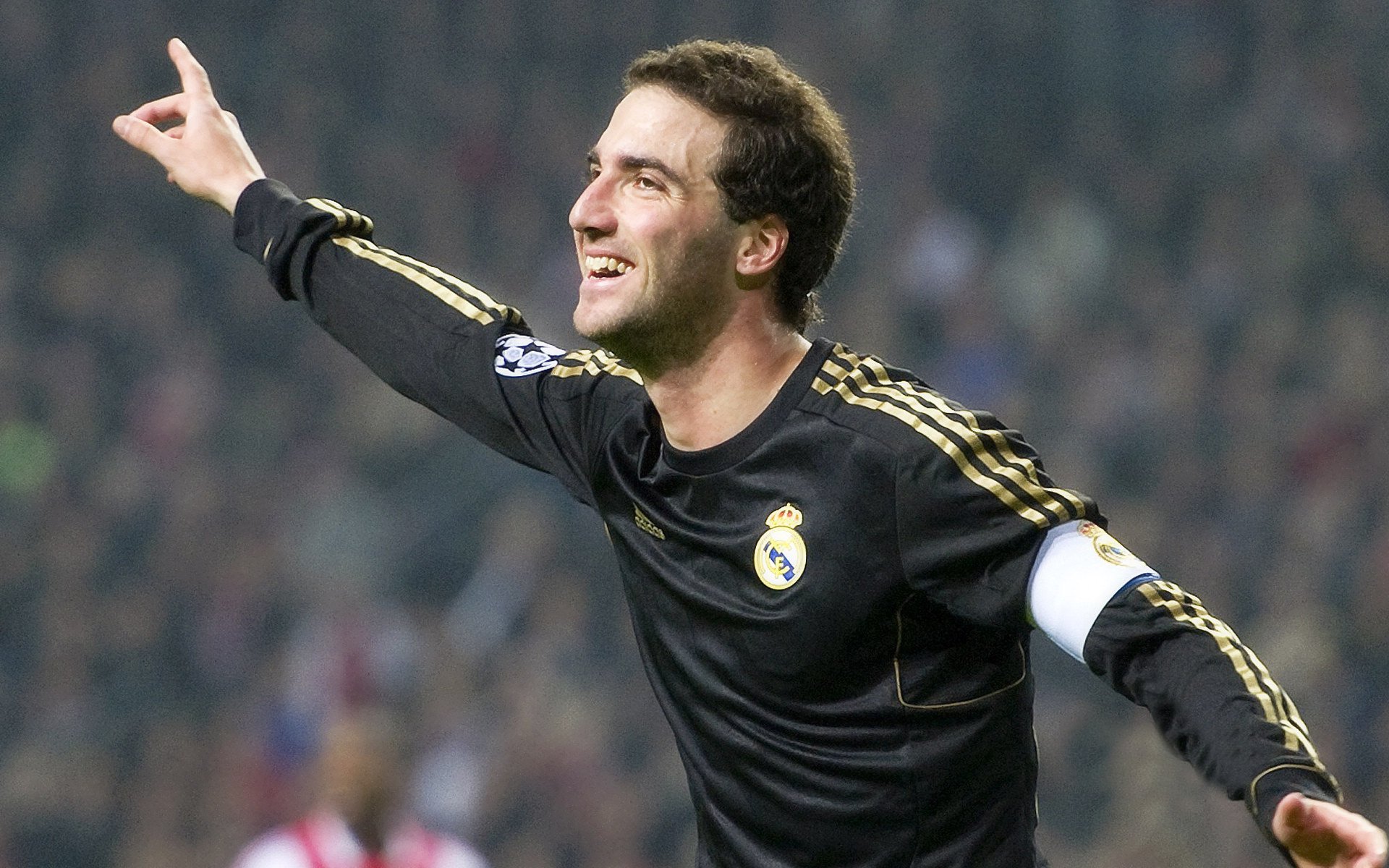 铁壁与利刃，挪威链式防守锁死非洲雄狮，哈弗茨一剑封喉定乾坤