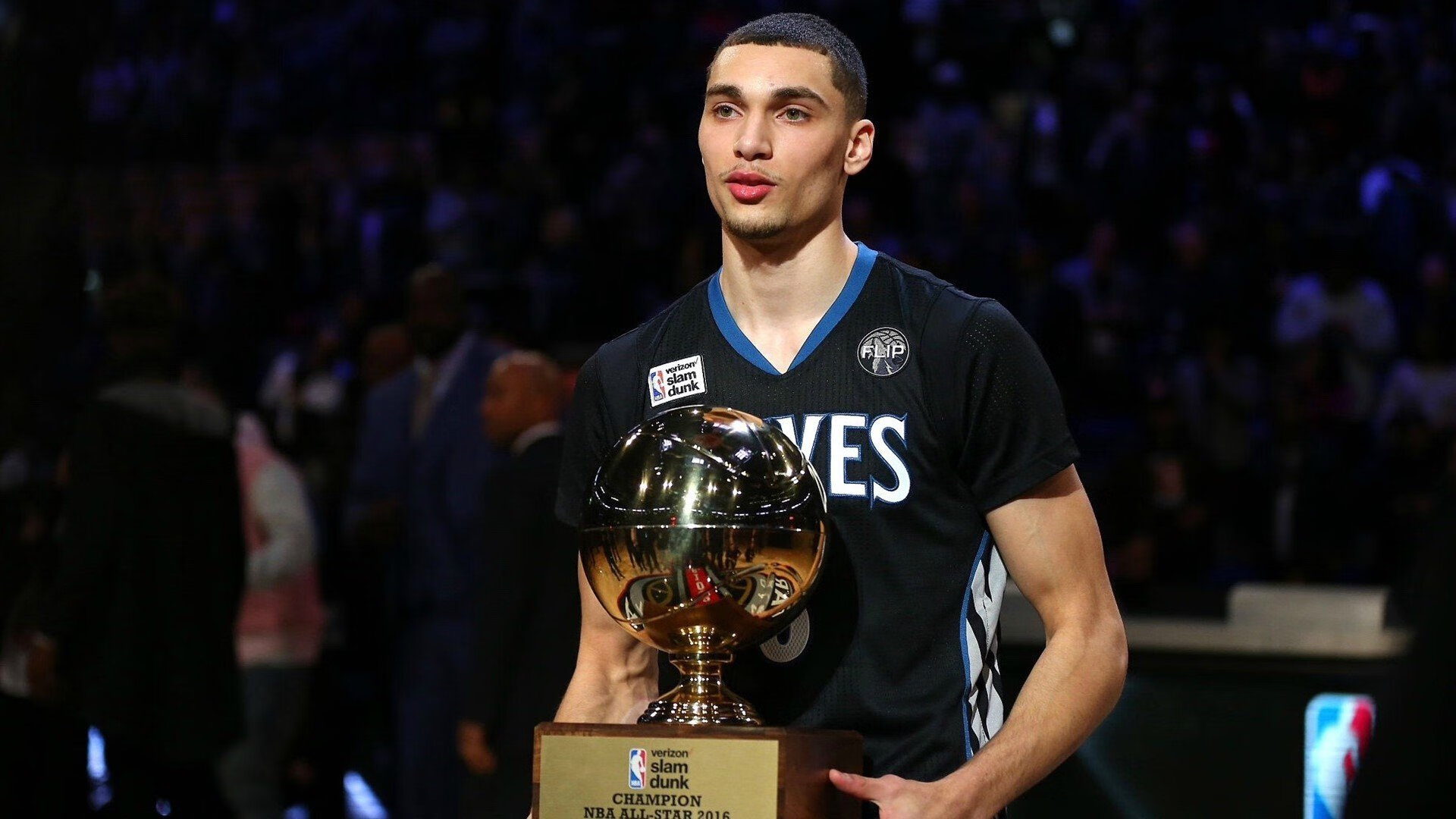 小贾伦对手完全无解，老鹰收割吉林队，一场跨国篮球盛宴的深度解析