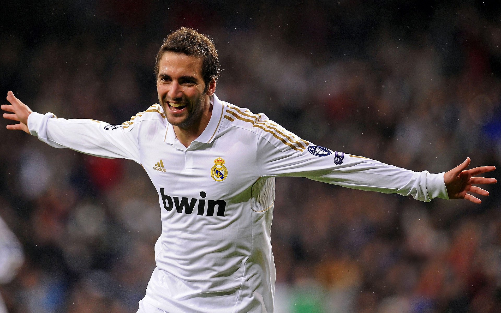 NBA总决赛之夜,足球巨星若日尼奥的跨界绝杀,让篮球巅峰对决提前失去悬念