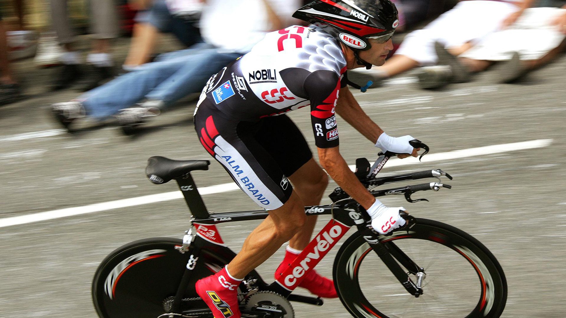 当人类五花肉精华空降CBA—约基奇降临深圳，魔术奇幻夜降临！