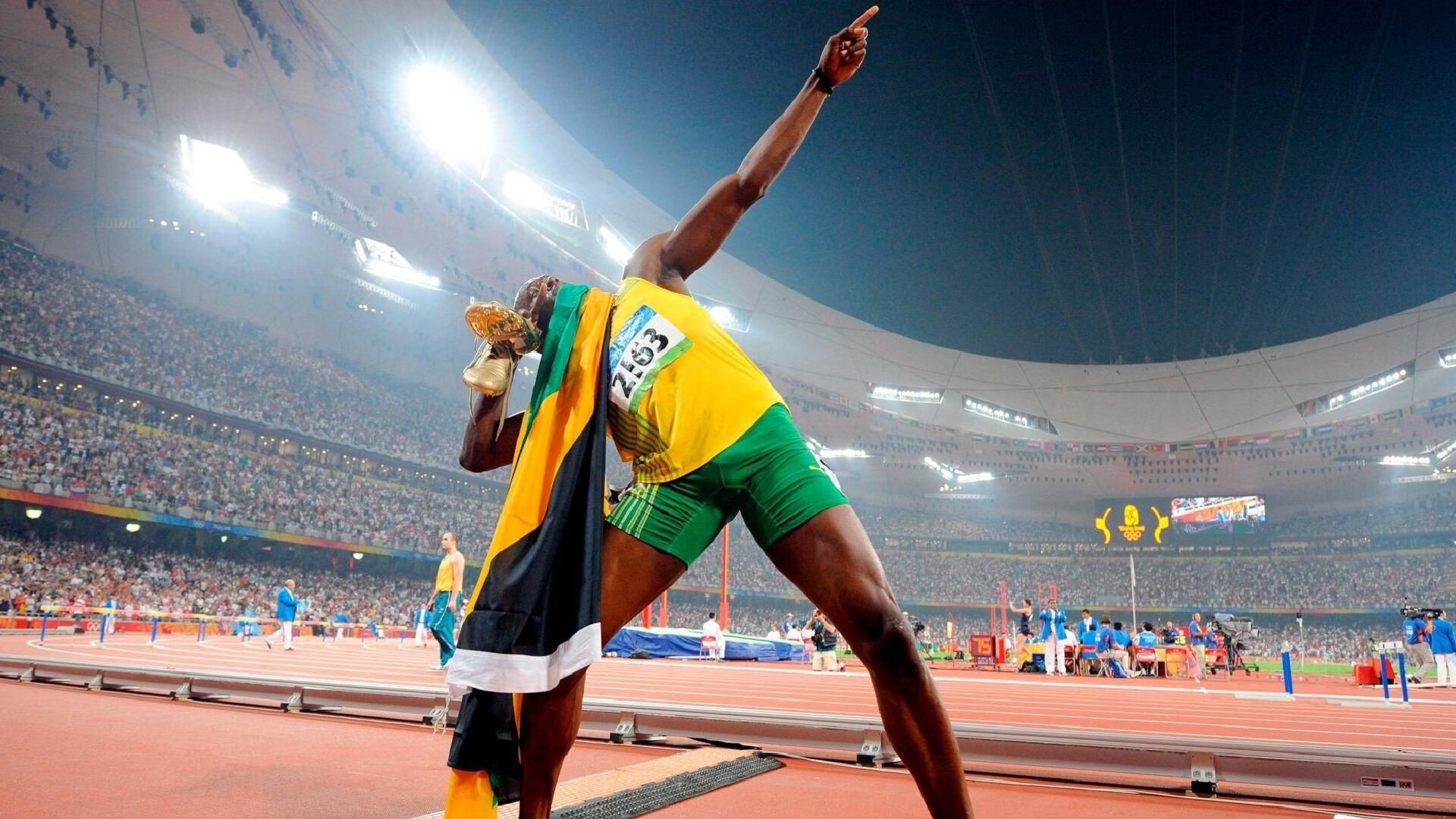 雄鹿横扫凯尔特人背后的篮球智慧，约基奇教科书表现如何重塑现代NBA格局